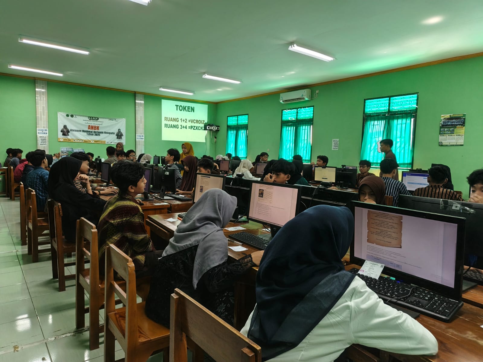 MTsN 9 Bantul Gelar Simulasi TKA Hari Ke-2, Siswa Kelas IX Uji Kemampuan Bahasa Indonesia